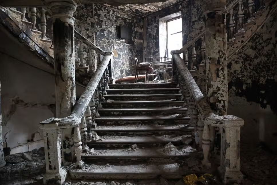 T hese are the first pictures of the horror that awaited rescuers finally entering Mariupol theatre to save civilians after it was completely destroyed by a Russian airstrike. By Barney Davis@BarneyDavisES